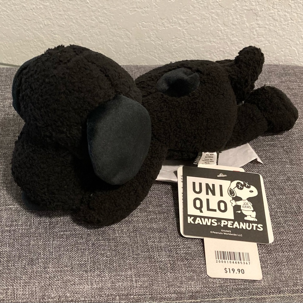 Uniqlo Kaws x Peanuts Toy Plush